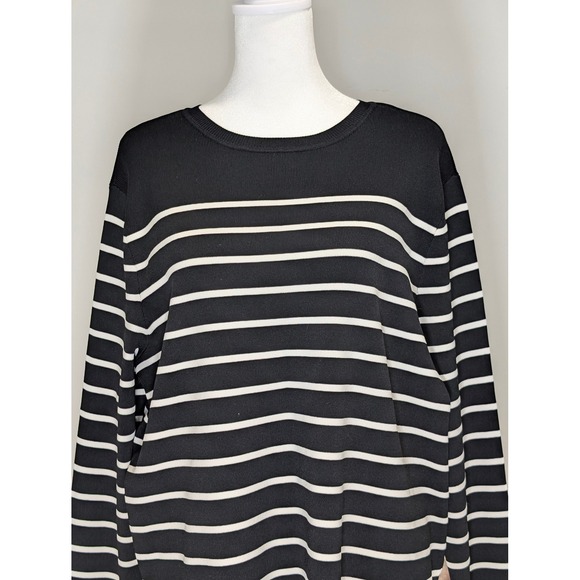 Lauren Ralph Lauren Sweaters - Lauren Ralph‎ Lauren Women's Black White Striped Crewneck Sweater 2X